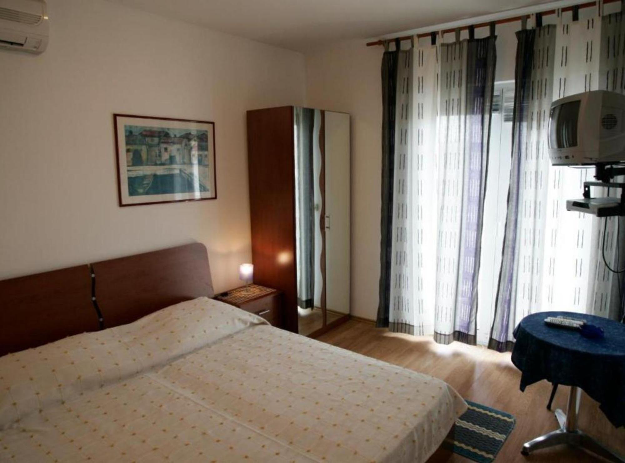 Apartments Trogrlic フヴァル 部屋 写真